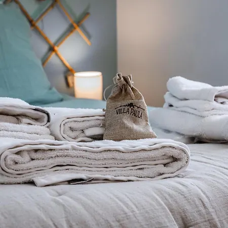 La Reveuse - Paula Holiday home Istres